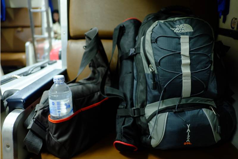 6 Backpack Packing Hacks for Working Women