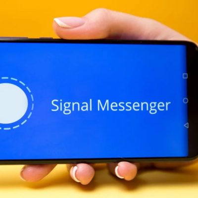 What is Signal? The fundamentals of the more secure messaging app.