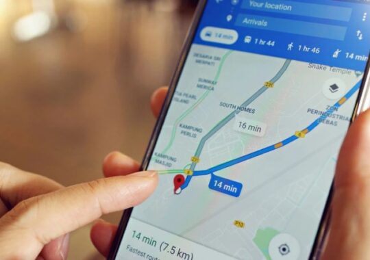 Google Maps is upgraded with AI to rival Apple